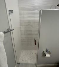 Single Door Frameless Shower Door